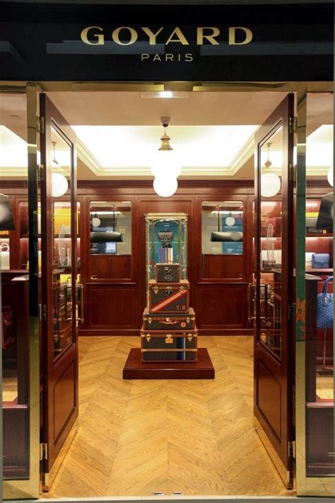 goyard vendita milano|Goyard china world.